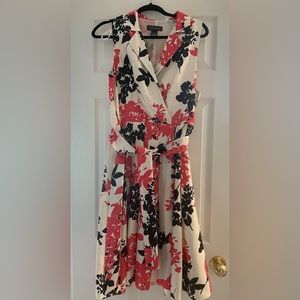 Lady’s print dress - retro style